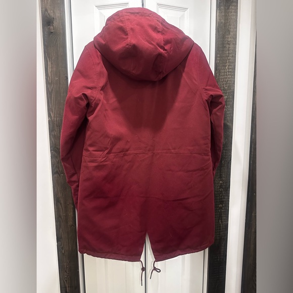 Women’s Columbia winter coat maroon - Picture 2 of 5